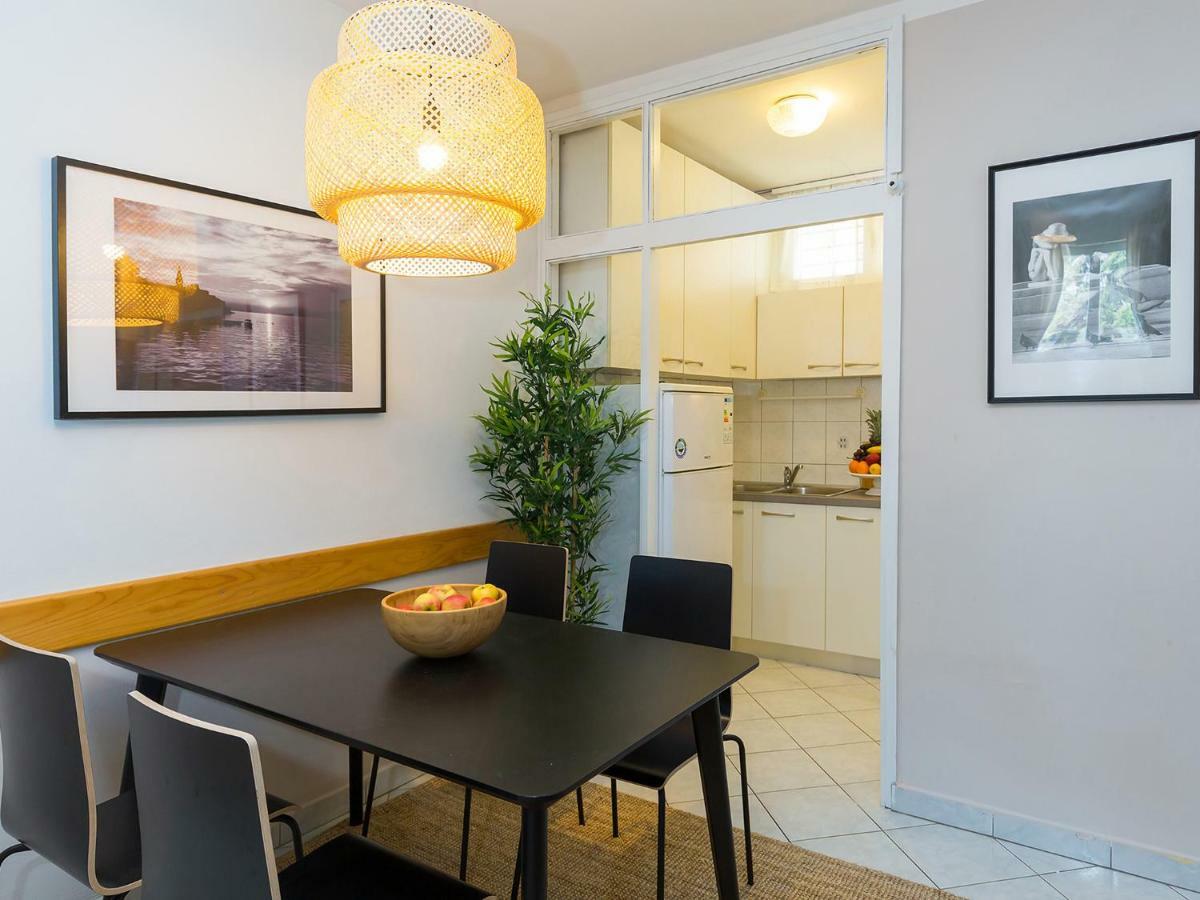 New City Center Design Apartment โปเรช ภายนอก รูปภาพ