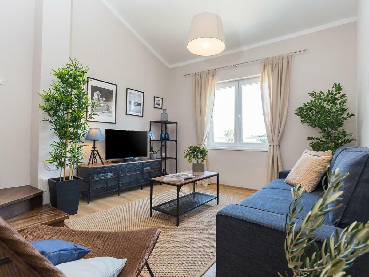 New City Center Design Apartment โปเรช ภายนอก รูปภาพ